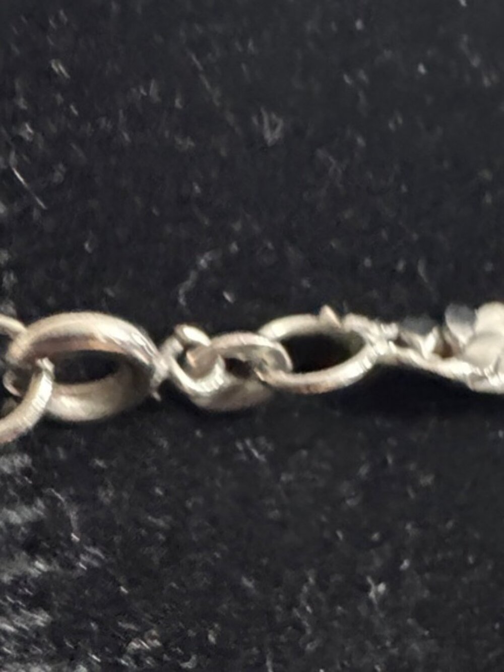 Elegant Silver Necklace - Picture 7 of 8